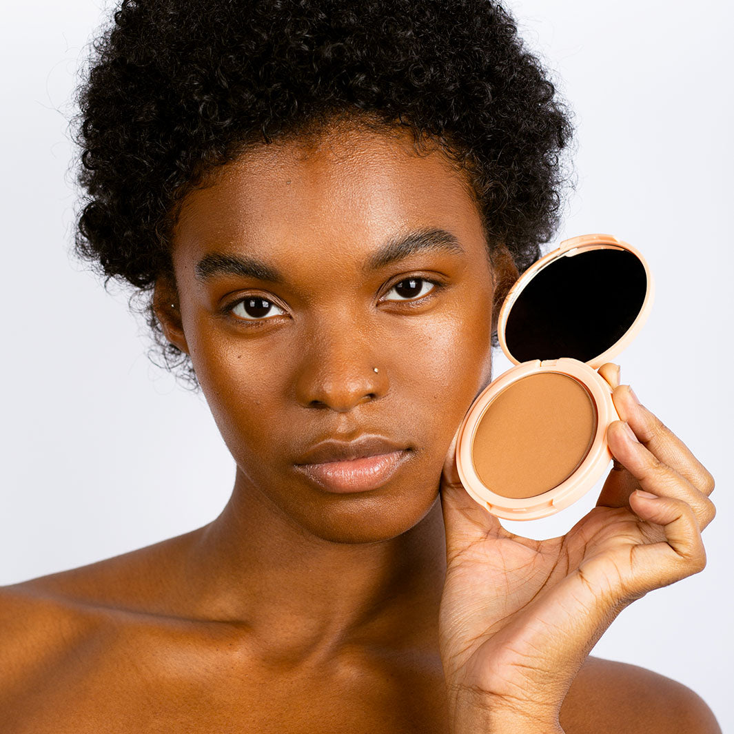 Poudre matifiante SPF 15 infusée de soin - 04 Terre de soleil