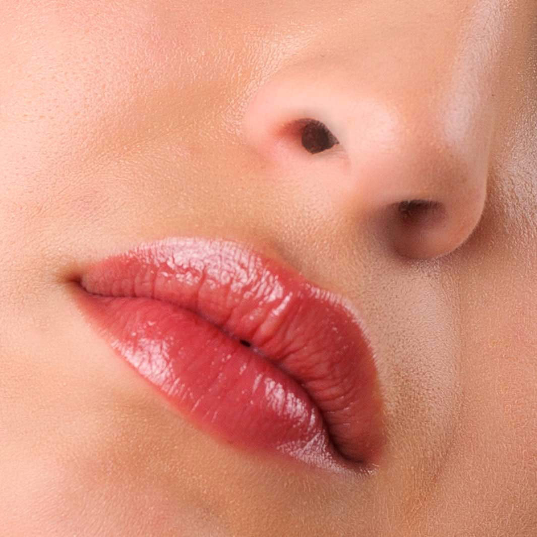 Moisturizing Lip and Cheek Balm Shade 03 Just Red