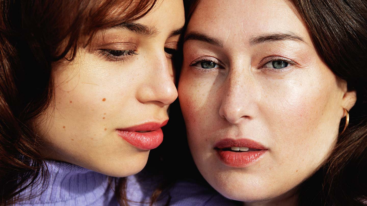 The benefits of natural makeup and how to adopt it easily